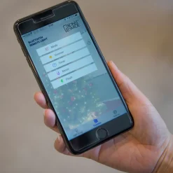 App-betjent LED-trækappe udenfor 240-flg.