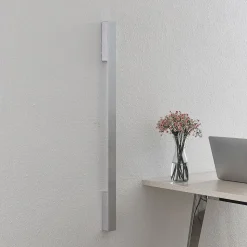 Arcchio Ivano LED-væglampe, 91 cm, alu
