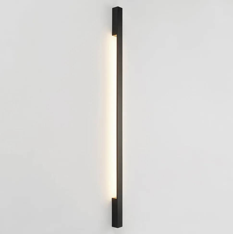 Arcchio Ivano LED-væglampe, 130 cm, sort