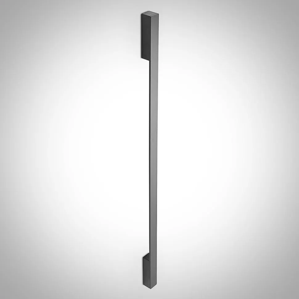 Arcchio Ivano LED-væglampe, 130 cm, sort