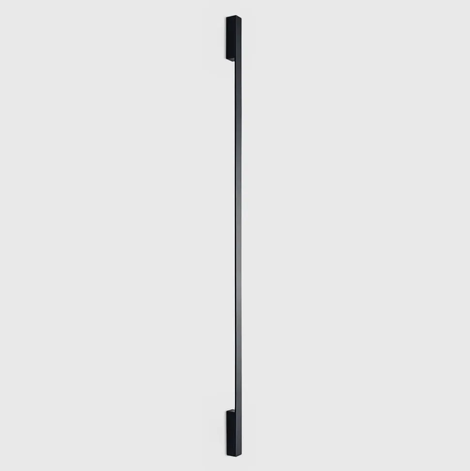 Arcchio Ivano LED-væglampe, 170 cm, sort