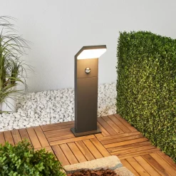 Arcchio LED-gadelampe Yolena, sensor, 60 cm, antracit