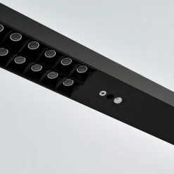 Arcchio LED-gulvlampe til kontor Jolinda, sort, 4000K, sensor