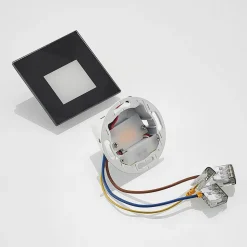 Arcchio LED-indbygningslampe Vexi, 7,8 cm x 7,8 cm, sort, CCT