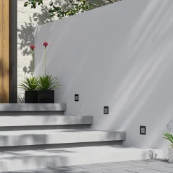 Arcchio LED-vægindbygningslampe Zamo, lamel, sort, IP65