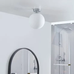 Arcchio Maviris LED-loftlampe til badeværelset, kugle, 18 cm