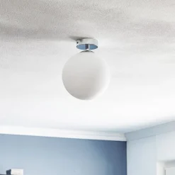 Arcchio Maviris LED-loftlampe til badeværelset, kugle, 18 cm