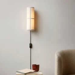 Audo Hashira LED-væglampe med stik, natur