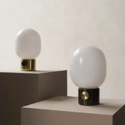 Audo JWDA bordlampe, bruneret messing