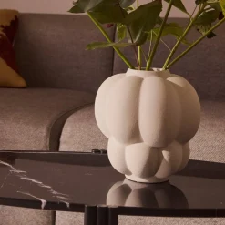 AYTM Uva-vase, keramik, hvid, Ø 20 cm, drueform