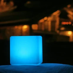 Big Cube - lysende terning - kan styres via app