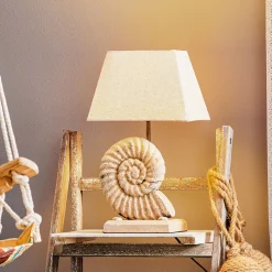 Bordlampe Conchiglia med dekoreret fod