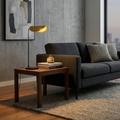Bordlampe Corner, sort/guld, højde 57 cm, E14