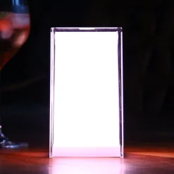 Bærbar bordlampe Cub, app-kontrollerbar, RGBW