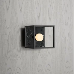 Buster + Punch LED-pære E27 5W opal 2.700K dæmpbar