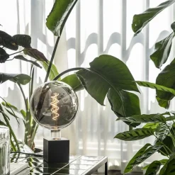 Calex Kalmar LED-pære E27 5W G200 1800 K dim titan