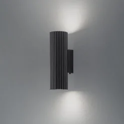 Carbon væglampe, sort, højde 20 cm, aluminium, 2 lyskilder.