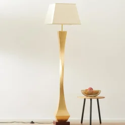 Deco - en gulvlampe med fornemt design