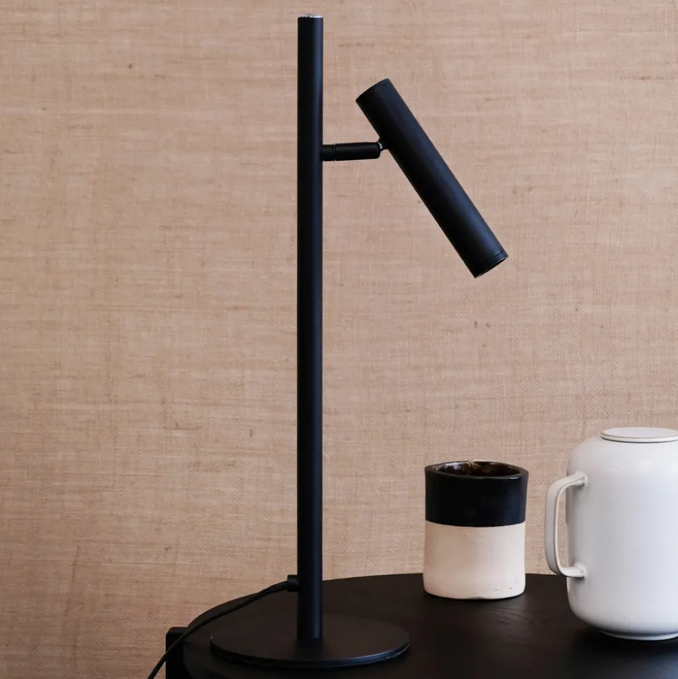 Dyberg Larsen Carlo 1 LED-bordlampe, 1 lyskilde