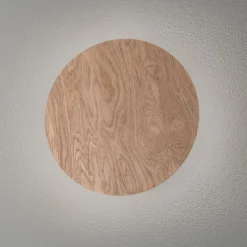 Envostar væglampe Rito, lyst træ, Ø 30 cm