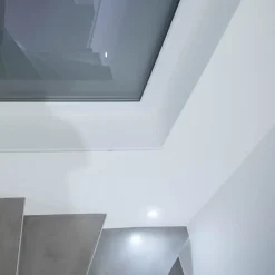 EVN LR230 LED-vægindbygningslampe direkte lys hvid