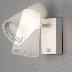 Fano udendørs LED-vægspot, med bevægelsessensor