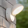 Finn LED-væglampe, hvid, metal, IP54, dag/nat-sensor
