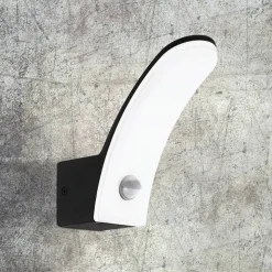Fiumicino udendørs LED-væglampe med sensor