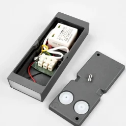 Flad LED-udendørsvæglampe Corda