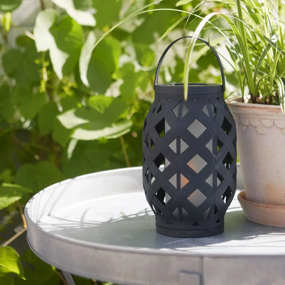 Flame Lantern LED-lygte, sort, højde 23 cm