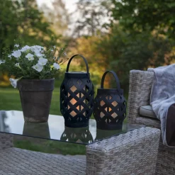 Flame Lantern LED-lygte, sort, højde 23 cm