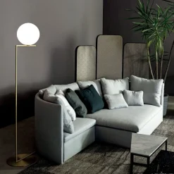 FLOS IC F2 gulvlampe børstet messing