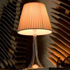 FLOS Miss K bordlampe, blød