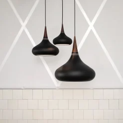 FRITZ HANSEN Orient P2 Pendul sort/rose Ø 34cm