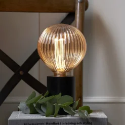 G125 NGC Stripe LED-globe E27 1 W 1.800 K ravgul