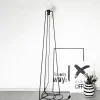 GRUPA Model M3 LED-gulvlampe sort kabel sort
