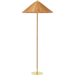GUBI 9602 gulvlampe, messing, med rattanskærm