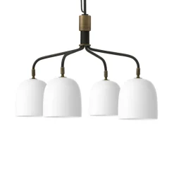 GUBI Lysekrone Howard 4-lys Ø 66 cm gunmetal/hvid