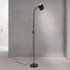 Gulvlampe Gili, sort mat, stål, højde 150 cm, E27