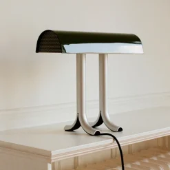 HAY Anagram bordlampe, sort jern