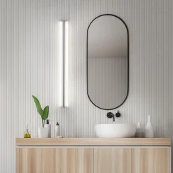 Helestra LED-spejllampe LOOM, længde 90 cm, krom, IP44