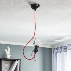 Hængelampe Bobi 1 i sort, kabel rød, 1 lyskilde.