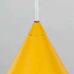 Hængelampe Cono, 1 lyskilde, Ø 25 cm, gul, E27