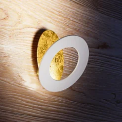 ICONE Vera LED-væglampe 930 Ø26cm guld/hvid