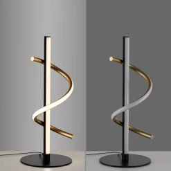 JUST LIGHT. Emanda LED-bordlampe, jern, sort-messing