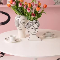 KARE Favola Lady-vase, højde 25 cm, keramik, sort/hvid
