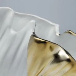 KARE Ginkgo Elegance-vase, højde 18 cm, stentøj, hvid, guld