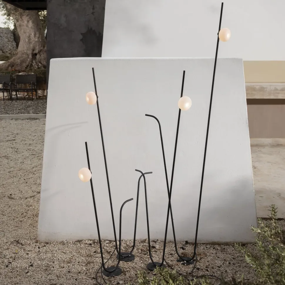 Karman Pois gulvlampe, spyd IP65 3.000 K, 158 cm
