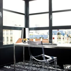 Kartell Cindy LED-bordlampe, platin metallisk