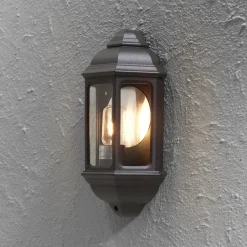 Klassisk udendørs væglampe Cagliari I, i sort